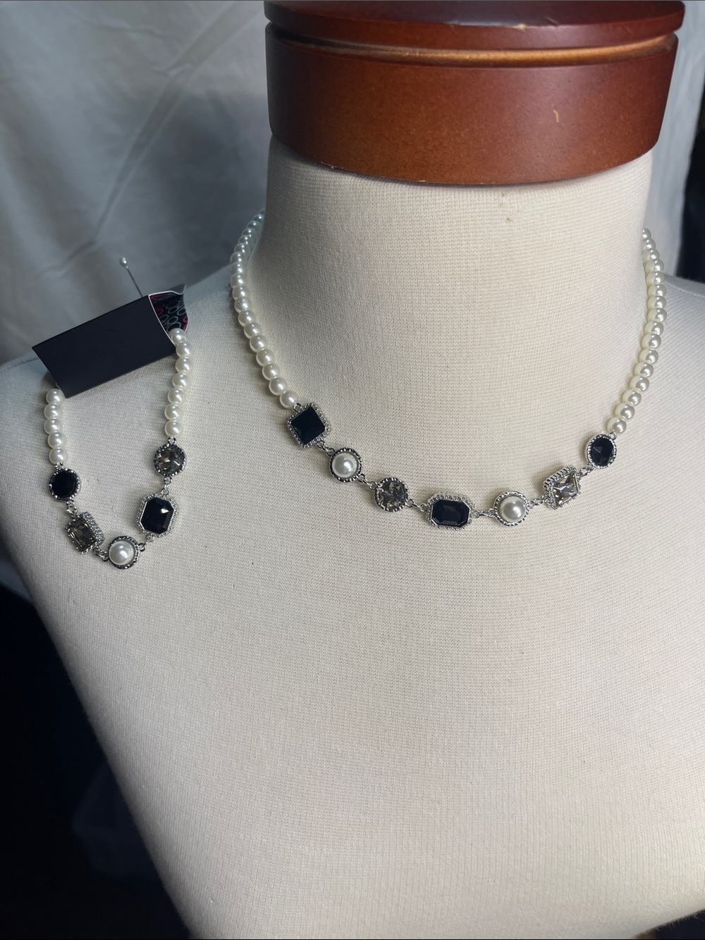 Paparazzi Pearl and Black Stone Accent Necklace and Matching Clasp Bracelet